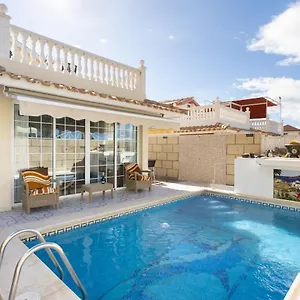 https://villa-palmera-el-palmar.tenerifehoteles.net